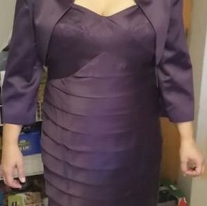 Deep purple mother of the bride dress with shoes.